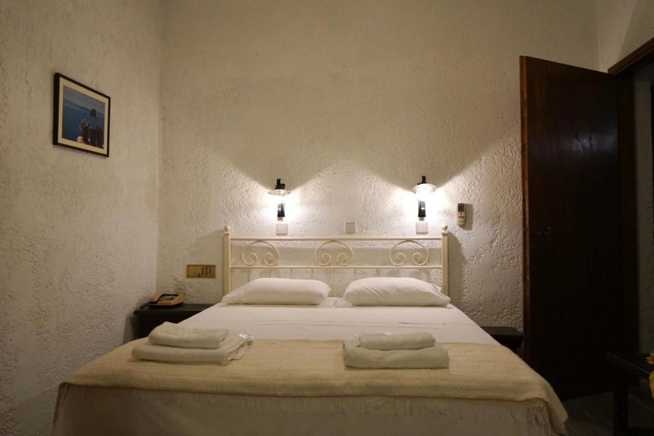 Alexandros Hotel Grikos Bay  エクステリア 写真